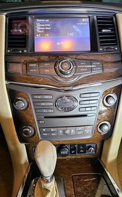 Infiniti QX80